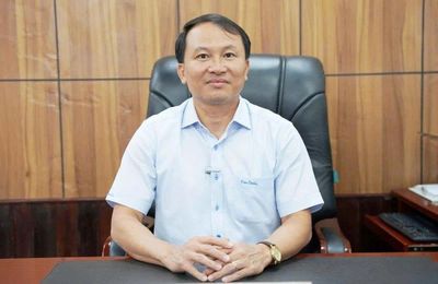 Từ giám đốc sở xuống làm chuyên viên sau án kỷ luật ở Huế