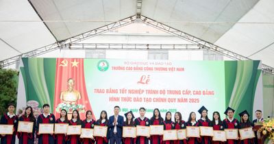 VCI trao bằng tốt nghiệp cho 776 sinh viên: Sẵn sàng hội nhập, vươn tầm quốc tế