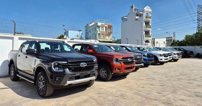 Bộ Xây dựng rà soát quy định nhằm tháo gỡ vướng mắc cho xe bán tải