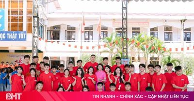 Lễ trưởng thành tuổi 18: Tri ân và lưu luyến