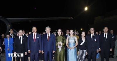 Tổng Bí thư, Chủ tịch nước và Phu nhân rời Bangkok, lên đường thăm cấp Nhà nước tới Singapore