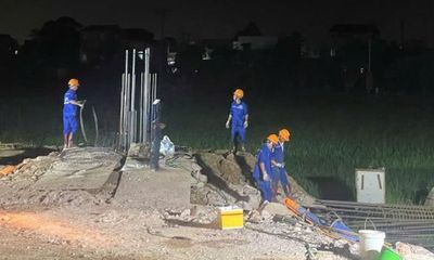 Bắc Ninh: Thi công cầu Vân Hà 3 ca/ngày để kịp giải ngân đầu tư công
