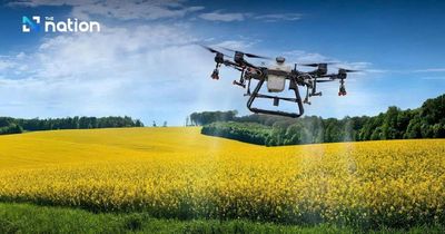 Drone trên cánh đồng Thái Lan