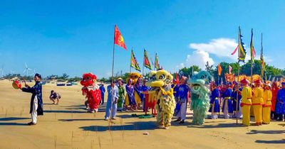 Làng biển Trung Lương tổ chức lễ hội cầu ngư