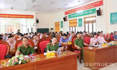 Huấn luyện nghiệp vụ sử dụng công cụ hỗ trợ cho lực lượng bảo vệ