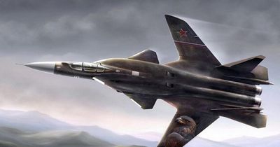 Sukhoi Su-47 Berkut: Nguyên mẫu cánh ngược độc bản và di sản công nghệ cho tiêm kích Su-57