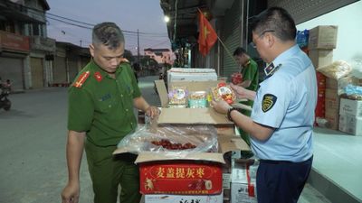 Hà Nội xử lý hàng trăm vụ vi phạm ATTP trong đợt cao điểm