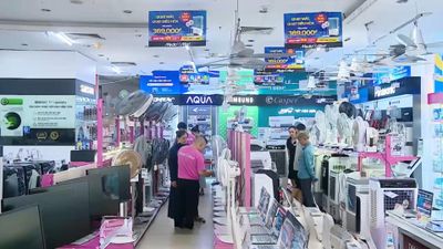 Thị trường điện máy 'tăng nhiệt' mùa nắng nóng