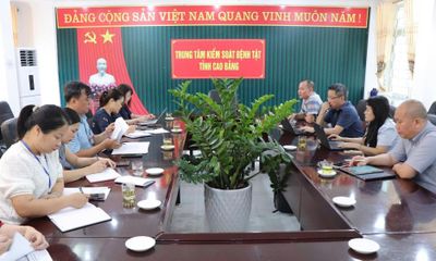 Bệnh viện Phổi Trung ương hỗ trợ công tác phòng, chống lao và kỹ thuật mua sắm, cung ứng, sử dụng thuốc chống lao