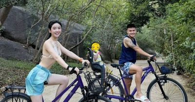 Chu Thanh Huyền diện đồ đi biển khoe vóc dáng 'cực phẩm' không có điểm nào để chê
