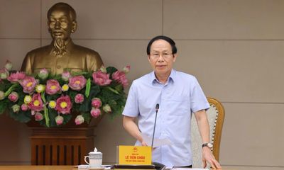 Phó Thủ tướng: Nếu không quản lý tốt thì 'giáo viên ra đề bằng AI, học sinh giải đề bằng AI'