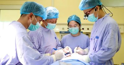 Người đàn ông 33 tuổi phát hiện ung thư lưỡi từ dấu hiệu nhiều người Việt bỏ qua
