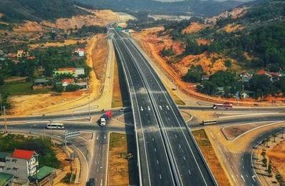 [VIDEO] Khánh Hòa thông xe 20km đầu cao tốc nối Buôn Ma Thuột sáng 28/5