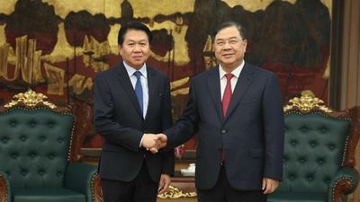 Phó Thủ tướng Thường trực Chính phủ Phạm Gia Túc tiếp Thứ trưởng Ngoại giao Lào Anouparb Vongnorkeo