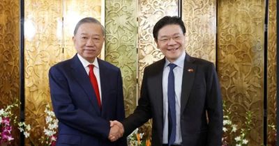 Việt Nam - Singapore ký nhiều văn kiện hợp tác quan trọng