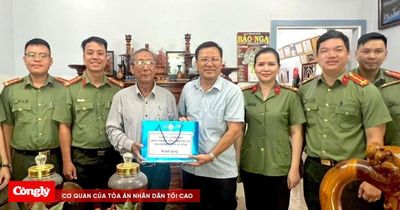 Tăng hỗ trợ xây nhà và tặng quà người có công, thân nhân liệt sĩ