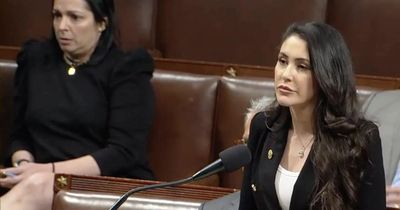 Nghị sĩ Mỹ trả lời yêu cầu viện trợ của ông Zelensky: Chúng tôi không phải máy rút tiền