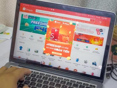 Bộ Công Thương rà soát chính sách thu phí của các sàn thương mại