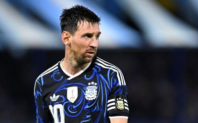 Lionel Messi dẫn dắt tuyển Argentina dự World Cup lần thứ sáu