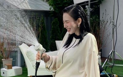 Karina (aespa) khoe vẻ ngoài tinh nghịch khiến fan thích thú
