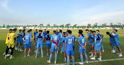 U19 Việt Nam rèn quân dưới nắng nóng 32 độ C: Thử thách đầu tiên tại Indonesia