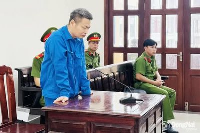 Lãnh án vì lừa chuyển đổi mục đích sử dụng đất