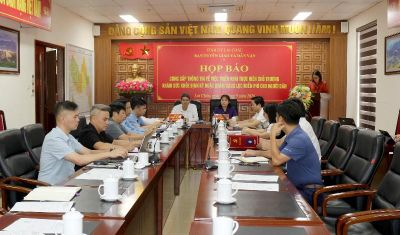 Họp báo cung cấp thông tin về triển khai khám sức khỏe định kỳ, khám sàng lọc miễn phí cho người dân