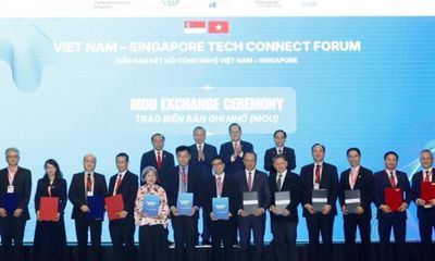 Vietnam Airlines bắt tay đối tác Singapore về khách hàng thân thiết và thanh toán số
