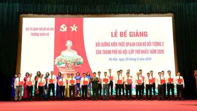 120 học viên hoàn thành lớp bồi dưỡng kiến thức quốc phòng - an ninh