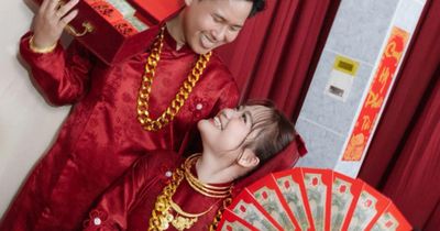 Vét sạch 150 triệu và 2 cây vàng tặng chồng trong ngày cưới, cô dâu gây bão với lời nhắn: 'Muốn làm gì thì làm'