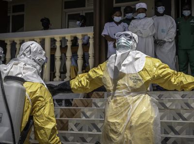 Ebola có nguy cơ lan rộng, Bộ Y tế khuyến cáo hạn chế đến vùng dịch