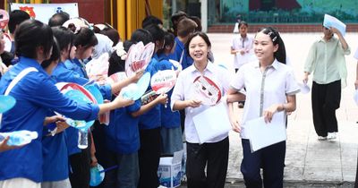 Đề thi vào 10 môn Ngữ văn vừa sức, thí sinh Hà Nội tự tin đạt điểm khá trở lên