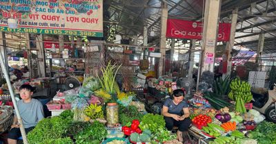 Giá rau xanh tại Hà Nội tăng mạnh