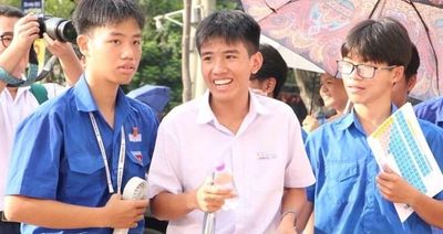 Giá trị của sự dấn thân ở người trẻ vào đề Văn lớp 10 Hà Nội