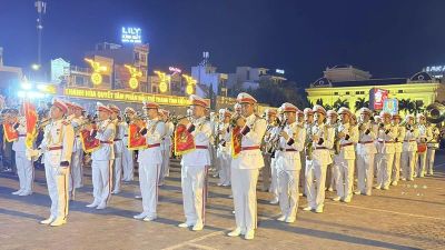 Quân nhạc đến với công chúng Thanh Hóa