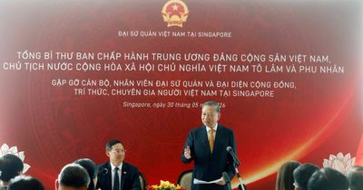 Cộng đồng người Việt Nam tại Singapore tiếp tục đoàn kết, phát triển, hướng về quê hương