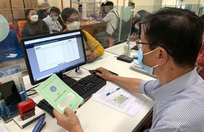 Đóng BHXH thấp hơn thu nhập: Nỗi lo lương hưu không đủ sống