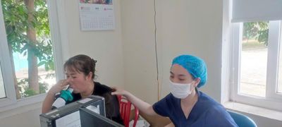 Khám, tầm soát bệnh lý về phổi và đường hô hấp miễn phí cho hơn 200 đoàn viên, người lao động phường Hòa Khánh