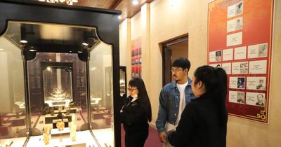 Độc đáo bộ sưu tập cổ vật cung đình triều Nguyễn tại Lâm Đồng