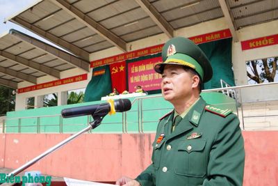 Người thầy gieo tri thức từ thực tiễn biên cương