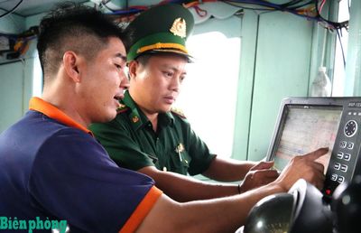 Thiết bị giám sát hành trình - 'mắt thần' quản lý tàu cá trên biển