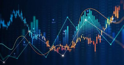 VN-Index giảm tuần thứ hai liên tiếp, khối ngoại kéo dài chuỗi bán ròng