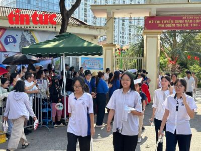 Thí sinh Hà Nội nhận định đề thi Ngoại ngữ vừa sức, bám sát chương trình học