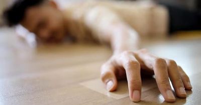 Người đàn ông 39 tuổi nguy kịch, bác sĩ chỉ thẳng 3 thói quen 'cực độc' nhiều người đang lặp lại mỗi đêm