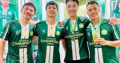 Công Phượng nghẹn ngào giành chức vô địch đầu tiên, đưa Đồng Nai lên V-League