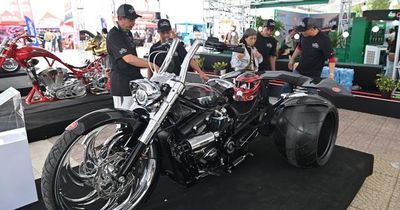 Cận cảnh những 'chiến mã khủng' trên thế giới đổ về phố biển Nha Trang