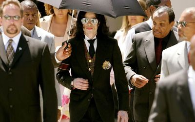 Con gái Michael Jackson tiếp tục cuộc chiến pháp lý giành quyền kiểm soát di sản