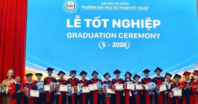 Trường Đại học Sư phạm Kỹ thuật Đà Nẵng trao bằng tốt nghiệp cho 454 tân kỹ sư, kiến trúc sư, cử nhân