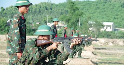 Chiến sĩ mới chinh phục '3 tiếng nổ', lập chiến công đầu