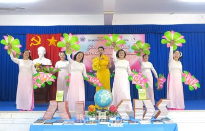 Chi hội Nữ trí thức tỉnh Khánh Hòa tổ chức giao lưu văn nghệ